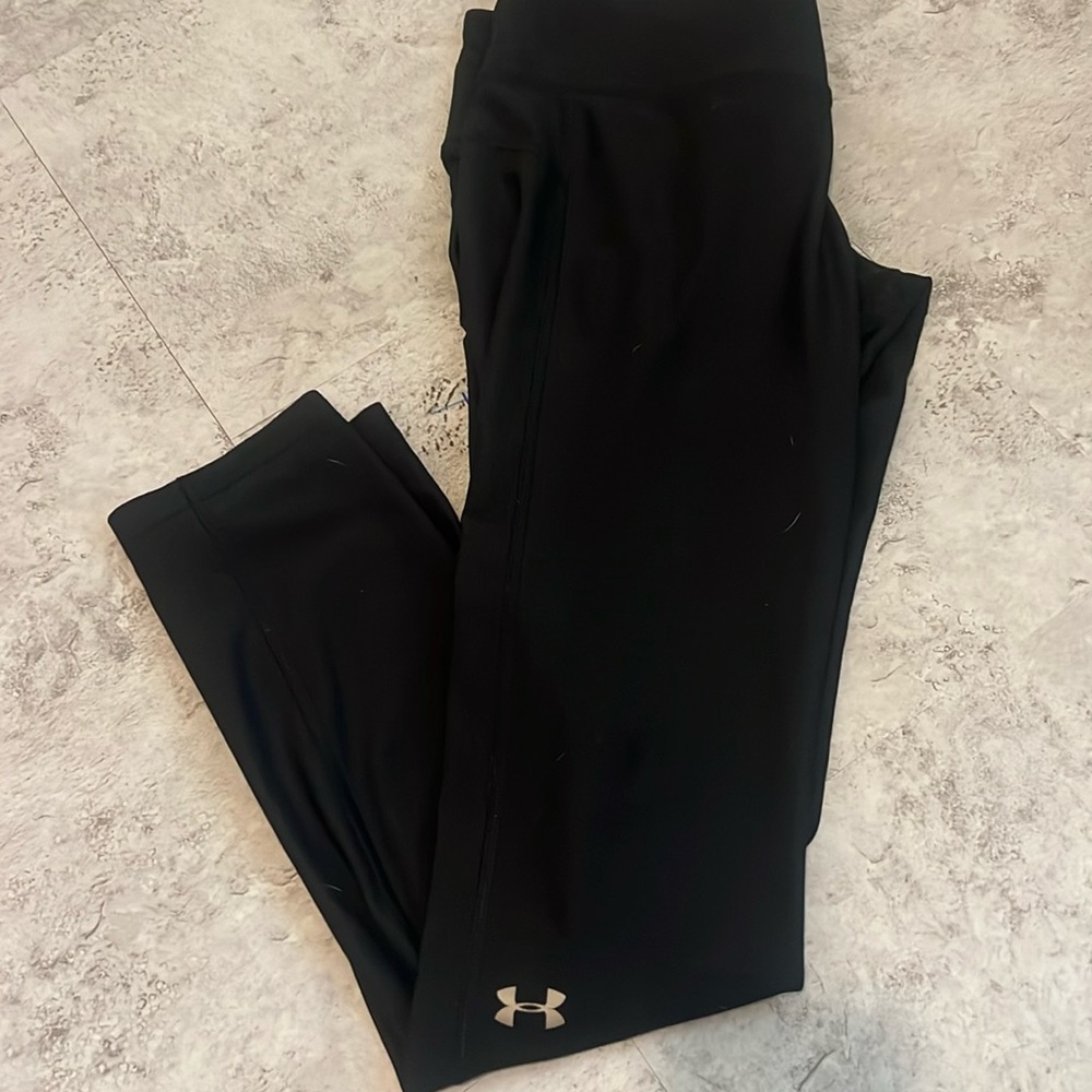 Under armor women black compression leggings